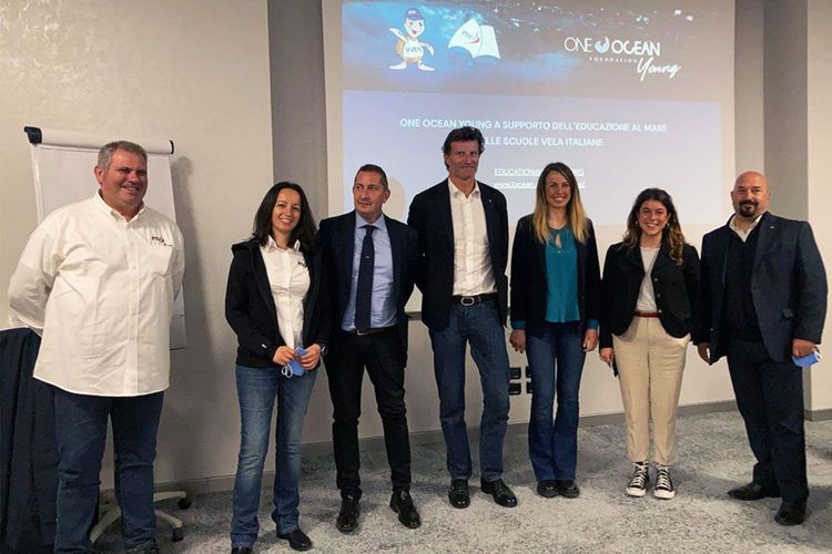Immagine per articolo One Ocean Foundation and FIV together for young sailors